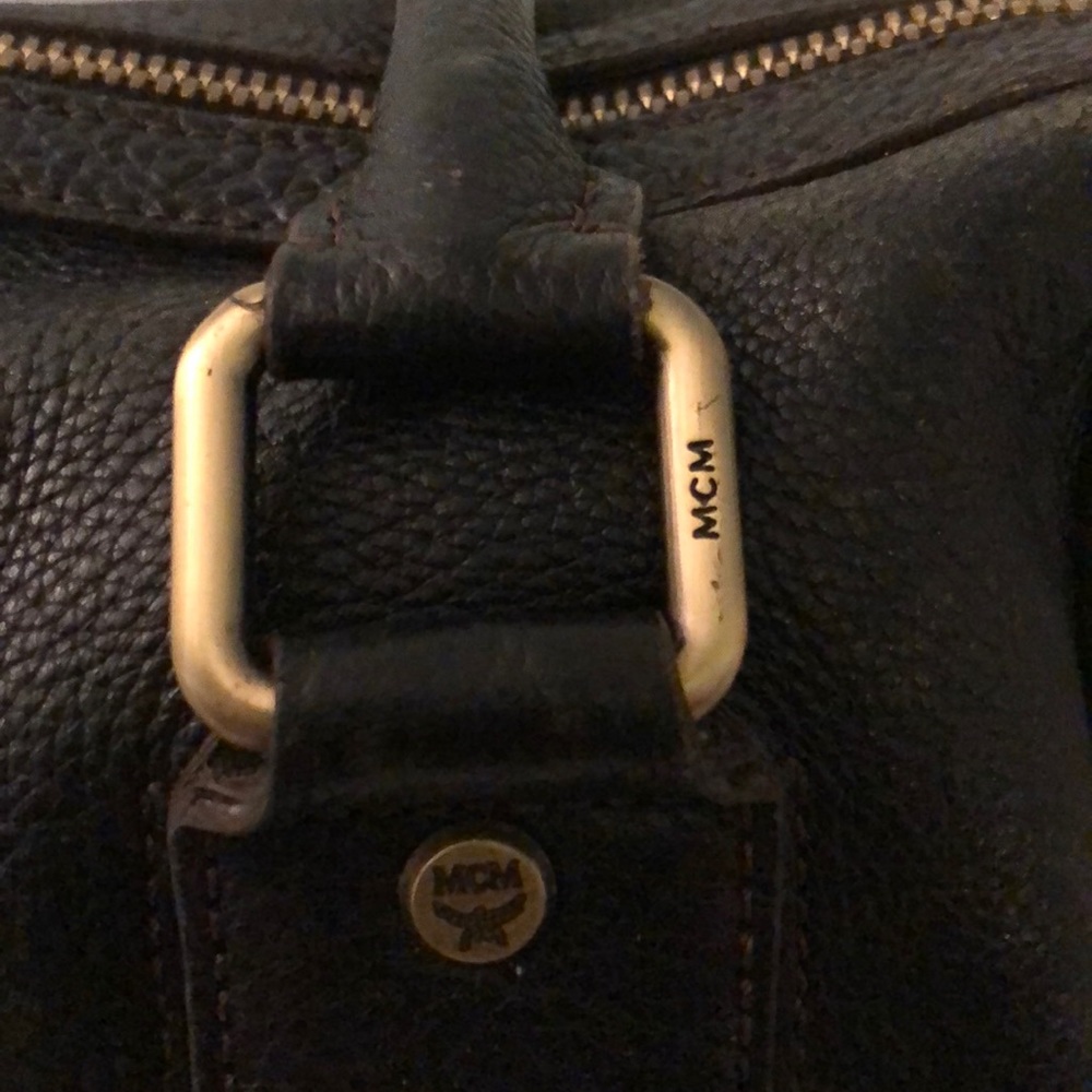 Authentic MCM handbag - Picture 2 of 7